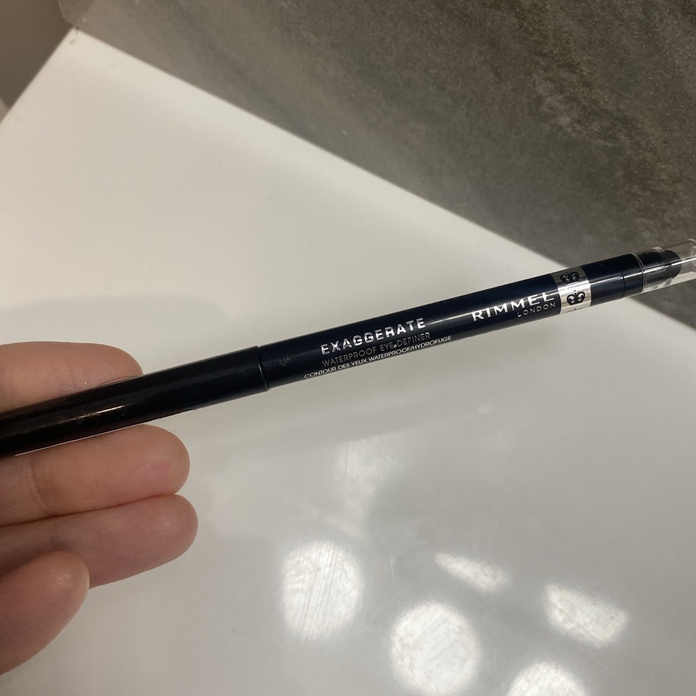 Rimmel Exaggerate‎ Waterproof Eye Definer ~ 262 Blackest Black